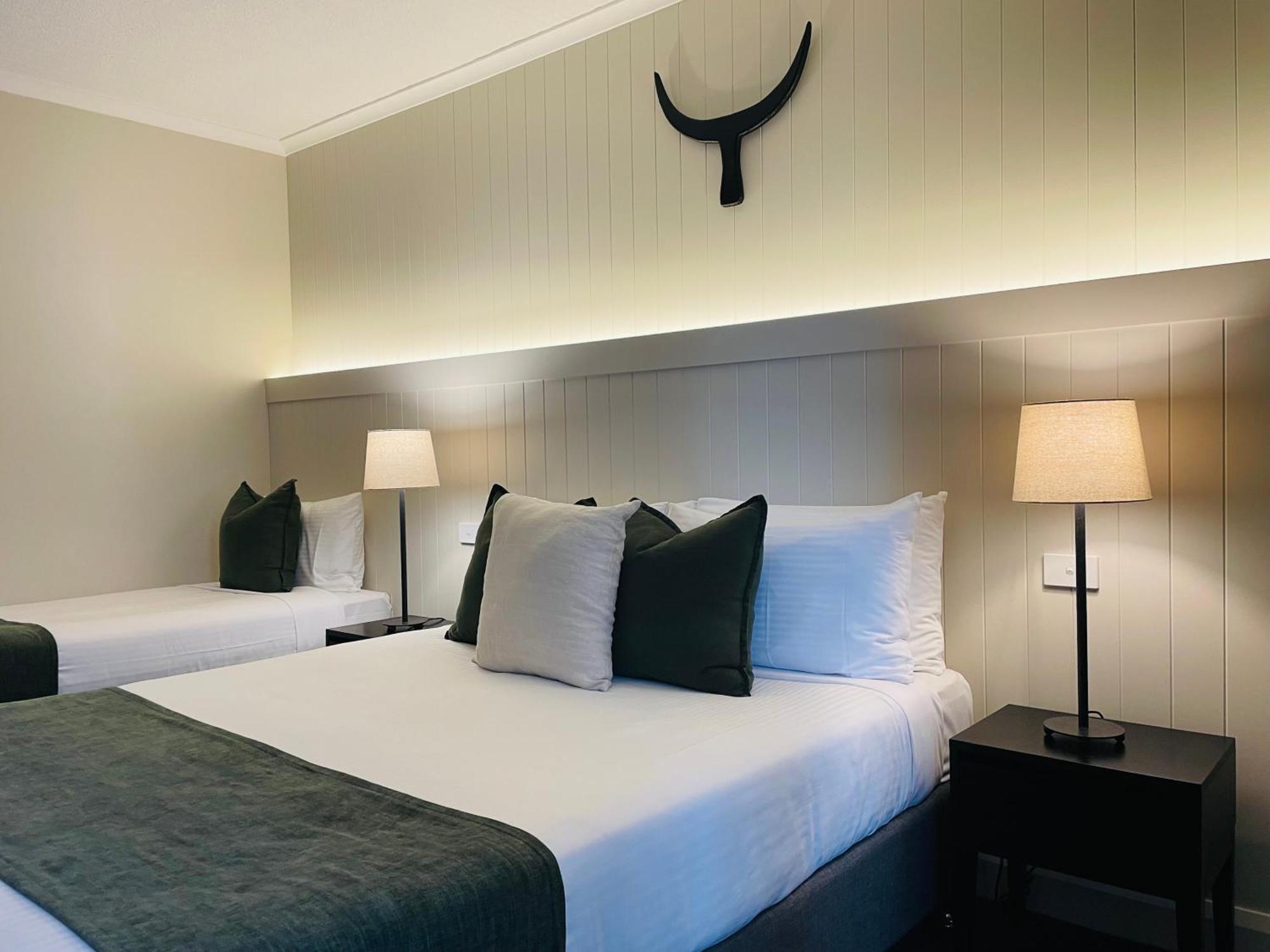 The Black Bull Motel トララルゴン エクステリア 写真